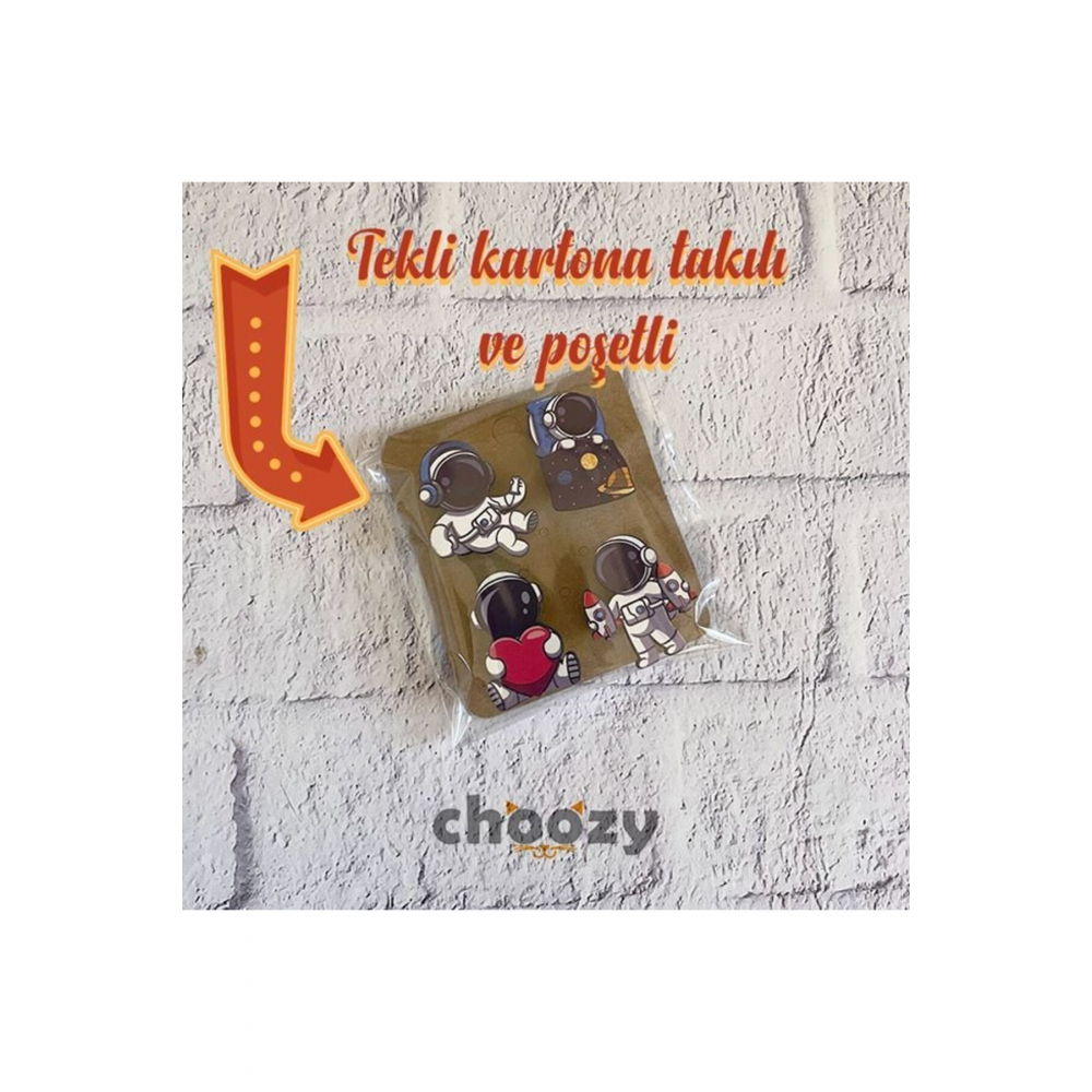 My Melody 4'lü Uv Baskılı - Plastik Iğneli Ahşap Mini Rozet Seti