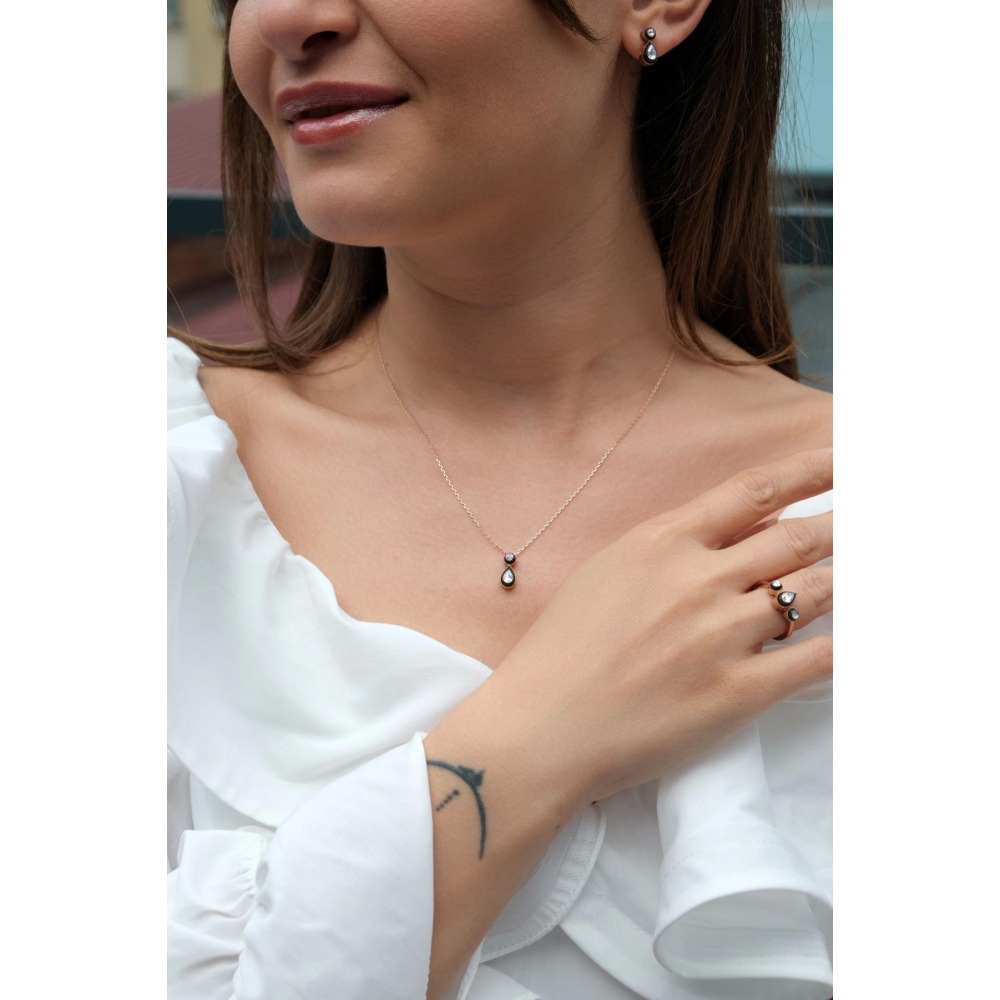 Asil Damla Model Elmas Küpe ELM1617