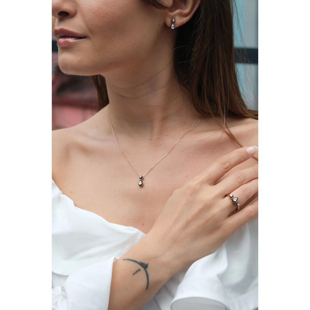 Asil Damla Model Elmas Küpe ELM1617