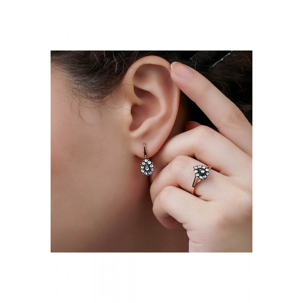 0.17 Karat Elmas Damla Yüzük