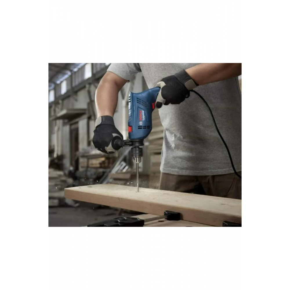 GSB 600 Darbeli Matkap + 100 Parça Aksesuar