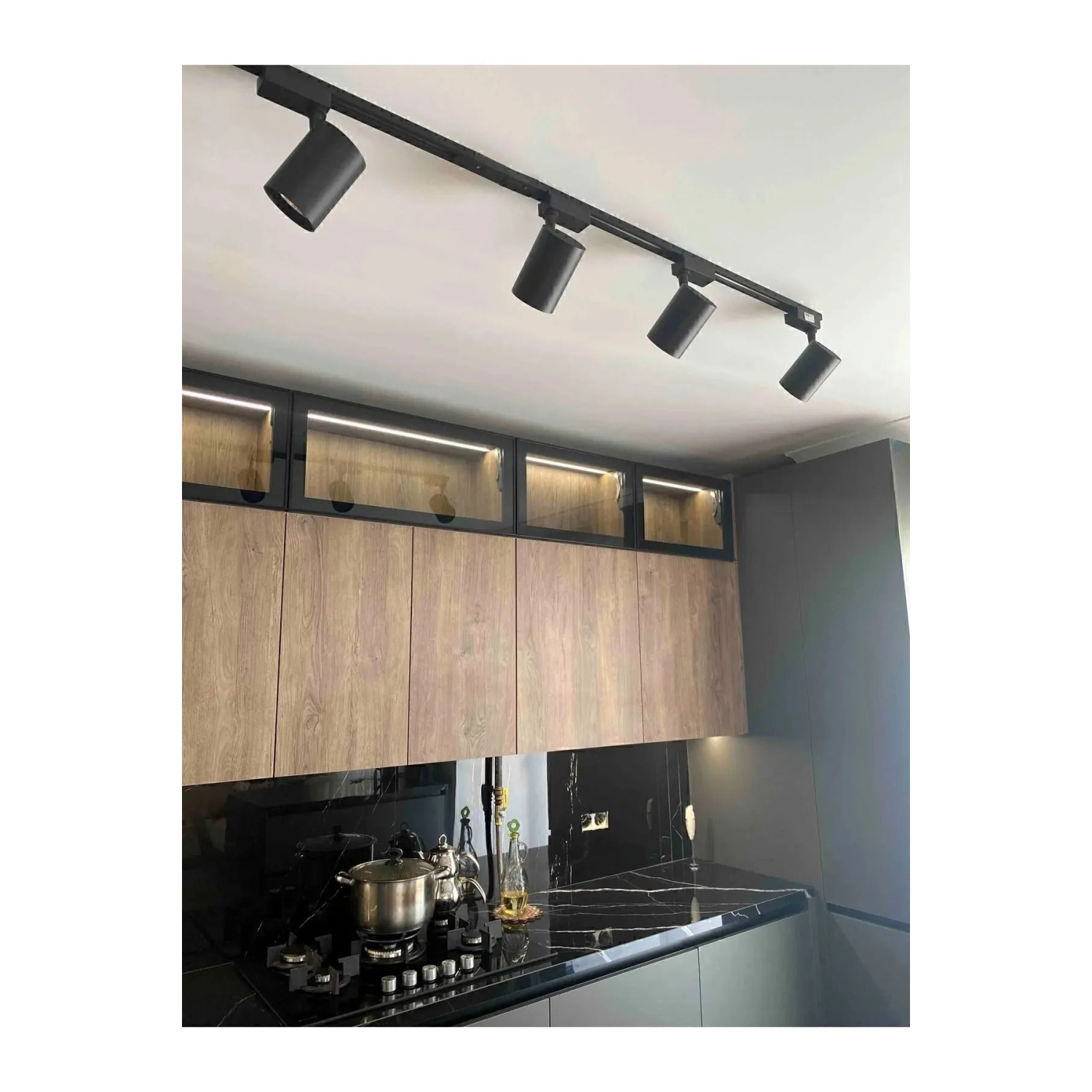 Siyah Kasa Ve Günışığı 4 Adet 360 Derece Dönen Led Ray Spot Lamba 1 Metre Raylı Armatür