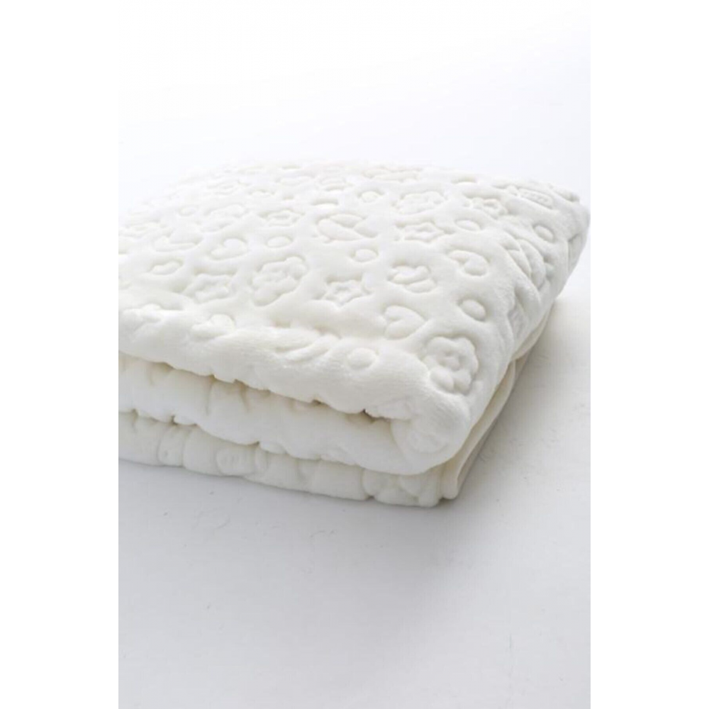 Kabartmalı Peluş Mevsimlik Bebek Battaniyesi Ekru (NOT: ÜRÜN MEVSİMLİKTİR.)