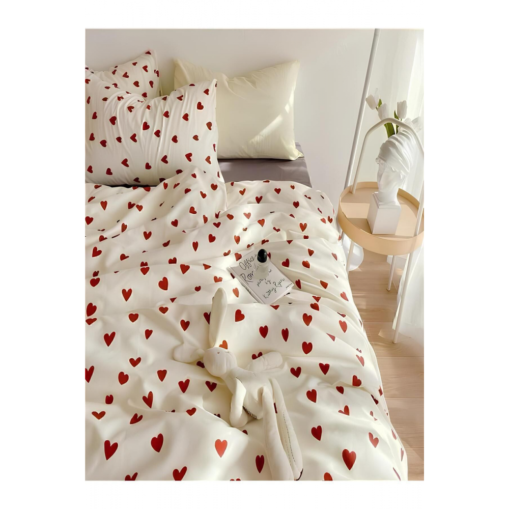 TEK KİŞİLİK KIRMIZI KALPLİ NEVRESİM SETİ (ÇARŞAFSIZ)