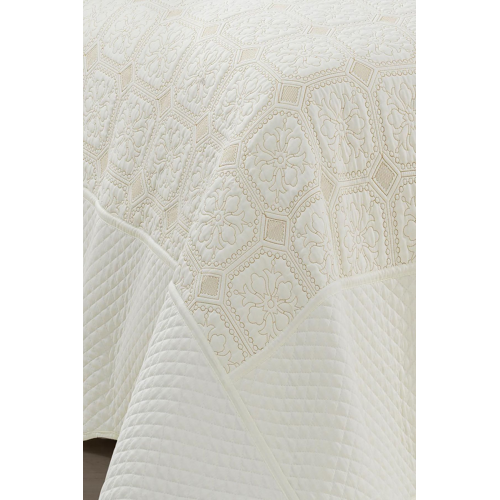 Günlük Çift Kişilik Yatak Örtüsü, Çeyizlik Çift Kişilik Kapitone Nakışlı Yatak Örtüsü