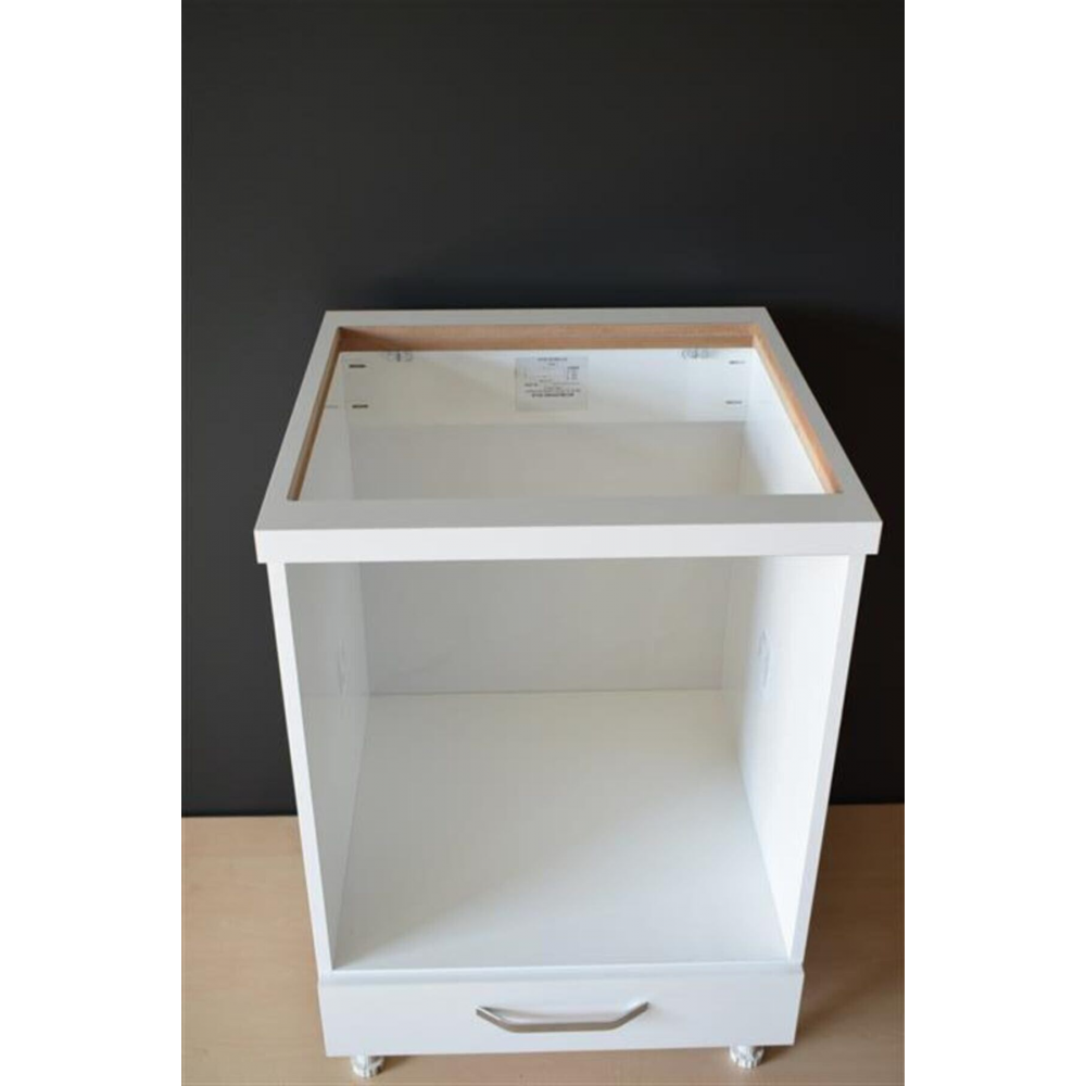 Beyaz Ankastre Mutfak Dolabı Mdf Tezgah Yanı