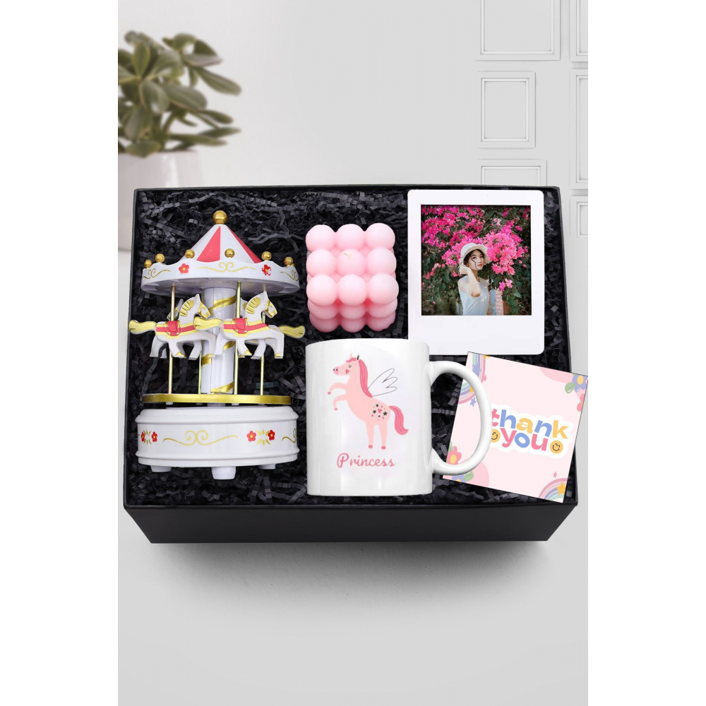 Atlı Karınca Müzik Kutusu & Instagram Çerçeve & Pembe Bubble Mum & Kupa Hediye Seti