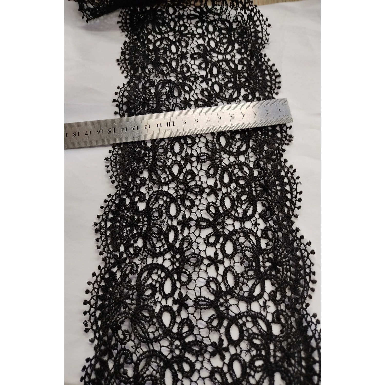 Güpür Dantel Ara Desen Siyah Renk Ara 1 Metre