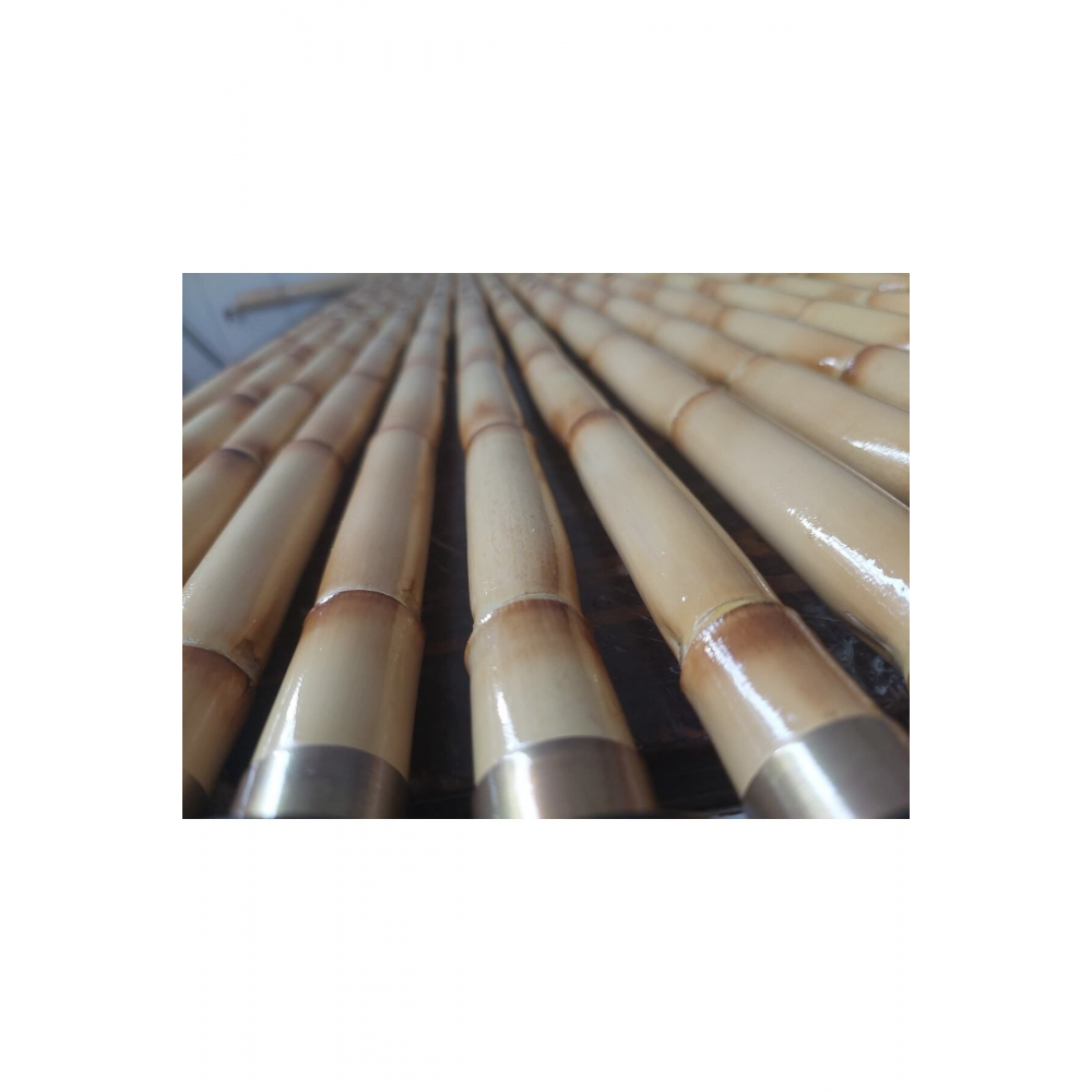 Kamış Kız Si Ney , Deri Kılıf , Özel Kokulu Bakım Yağı Ile Yağlanmıştır. Özel El Emeği Üretim Neydir