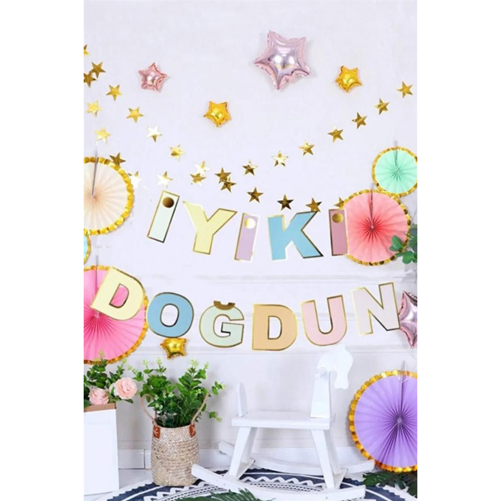 Pastel Renkli Iyi Ki Doğdun Banner