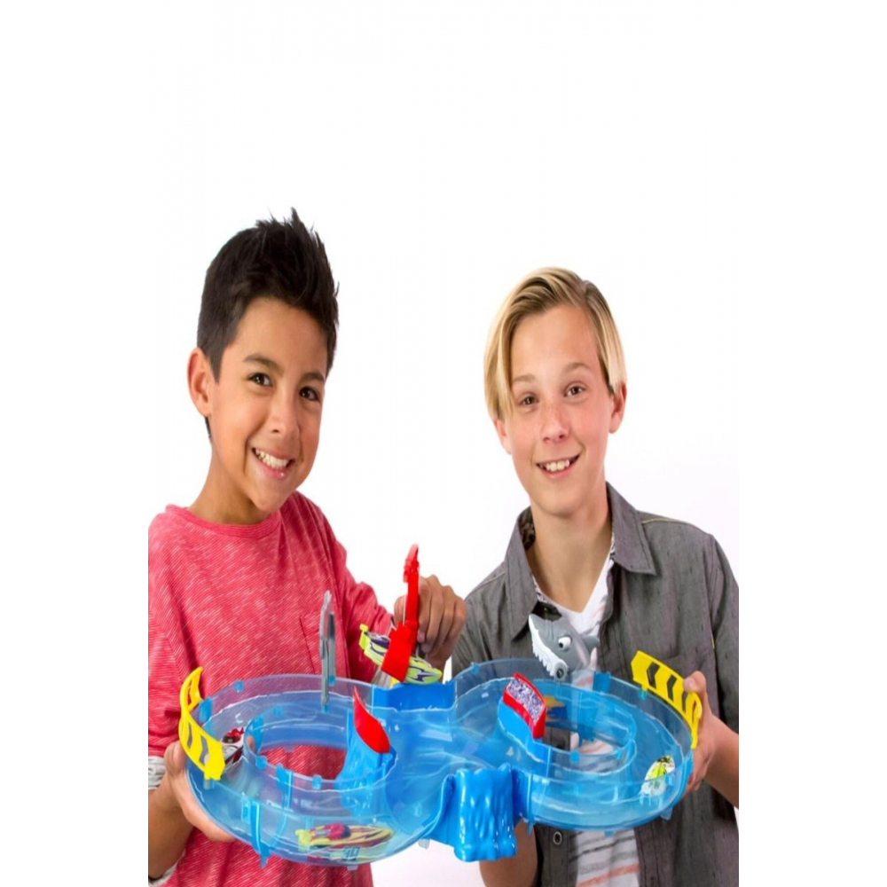 24 Parça Oyuncak Parkur 1 Adet Sürat Teknesi Micro Boats Yarış Pisti Köpek Balığı Parkur Oyun Seti