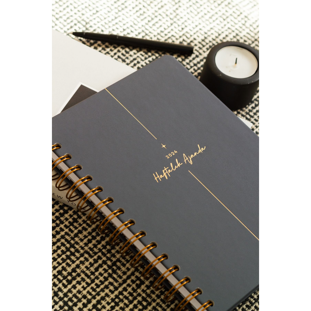 2024 Yılı A5 Ajanda 12 Aylık Siyah