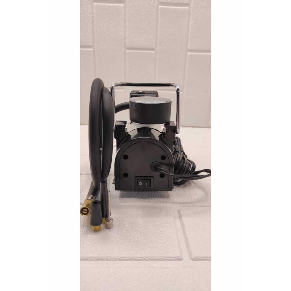 Araba Oto Araç Lastik Şişirme Pompası Metal Gövde Kompresör 150 Psi Çakmaklık Girişli