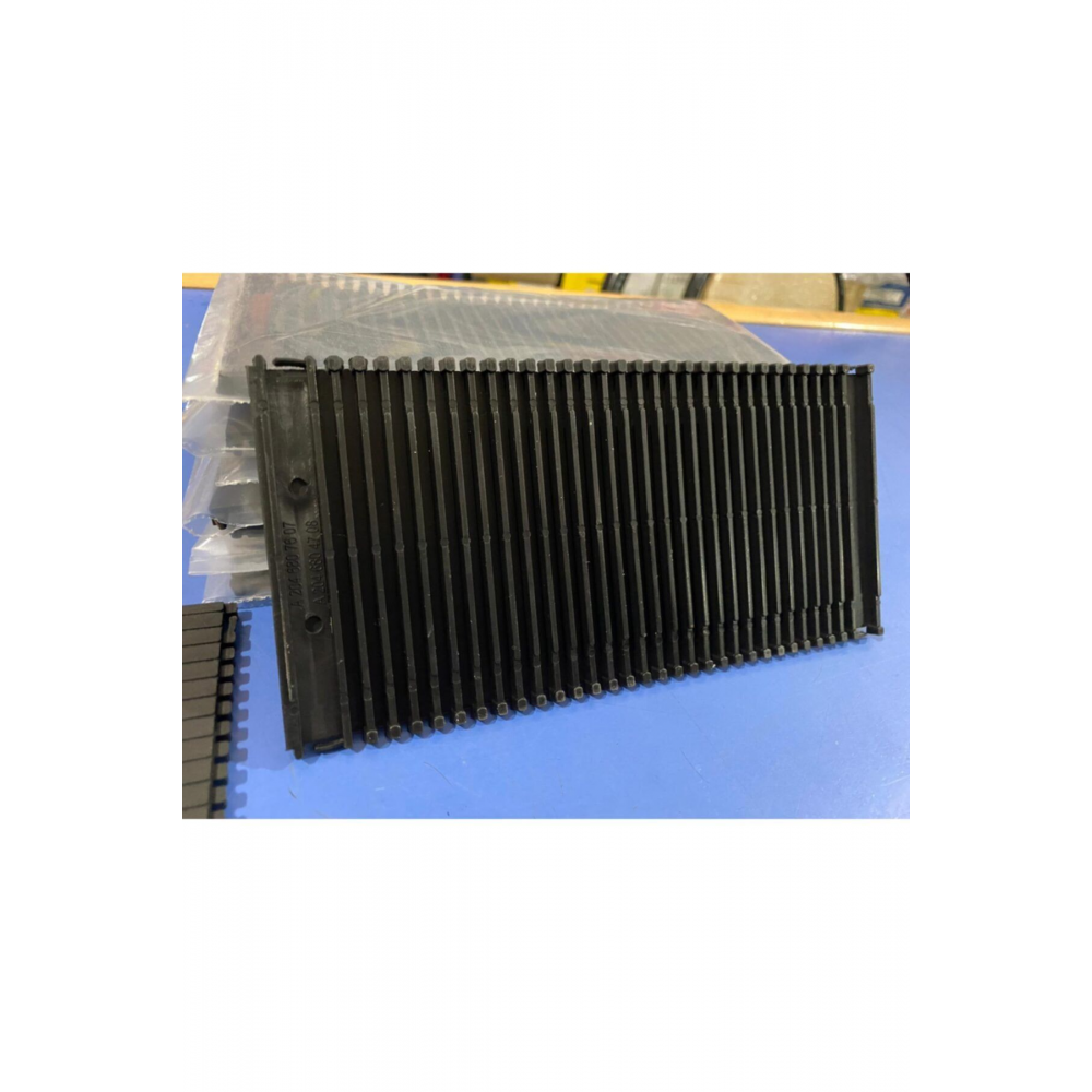 Mercedes W204-w212 Orta Konsol Sürgüsü