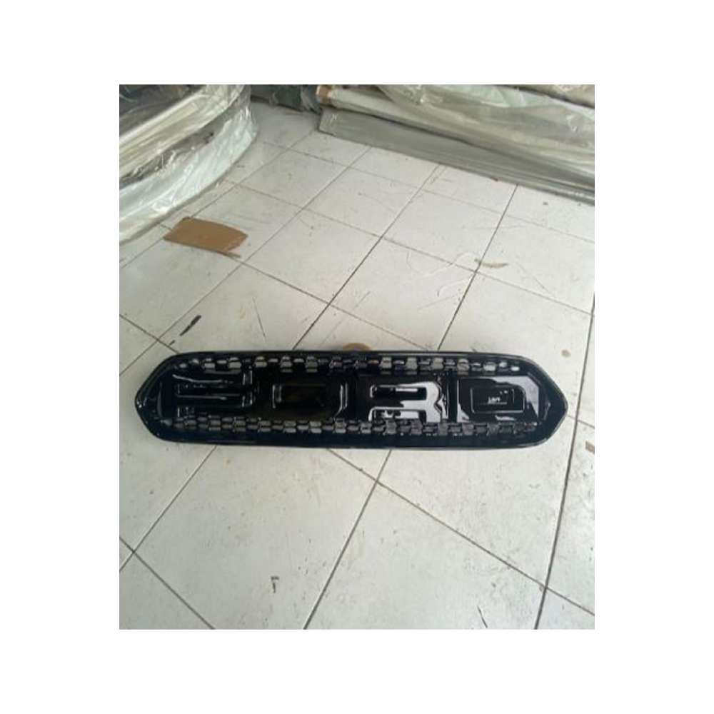 Ford Courier 2014-2022 Ford Yazılı Ön Panjur Piano Black Plastik